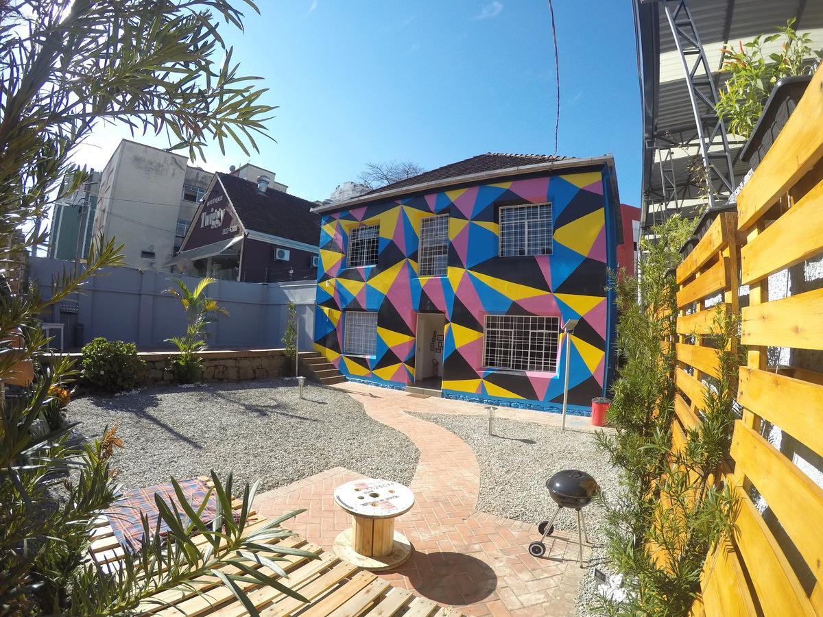 Social Hostel Cafe E Bar Curitiba Exterior foto